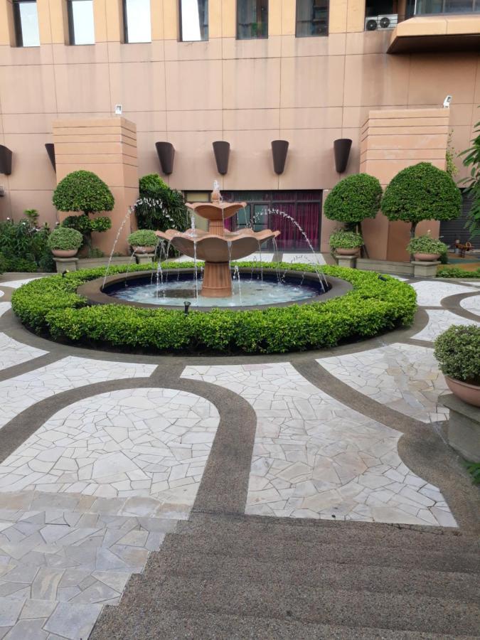 Raymond Suites At Berjaya Times Square Kuala Lumpur Exterior foto
